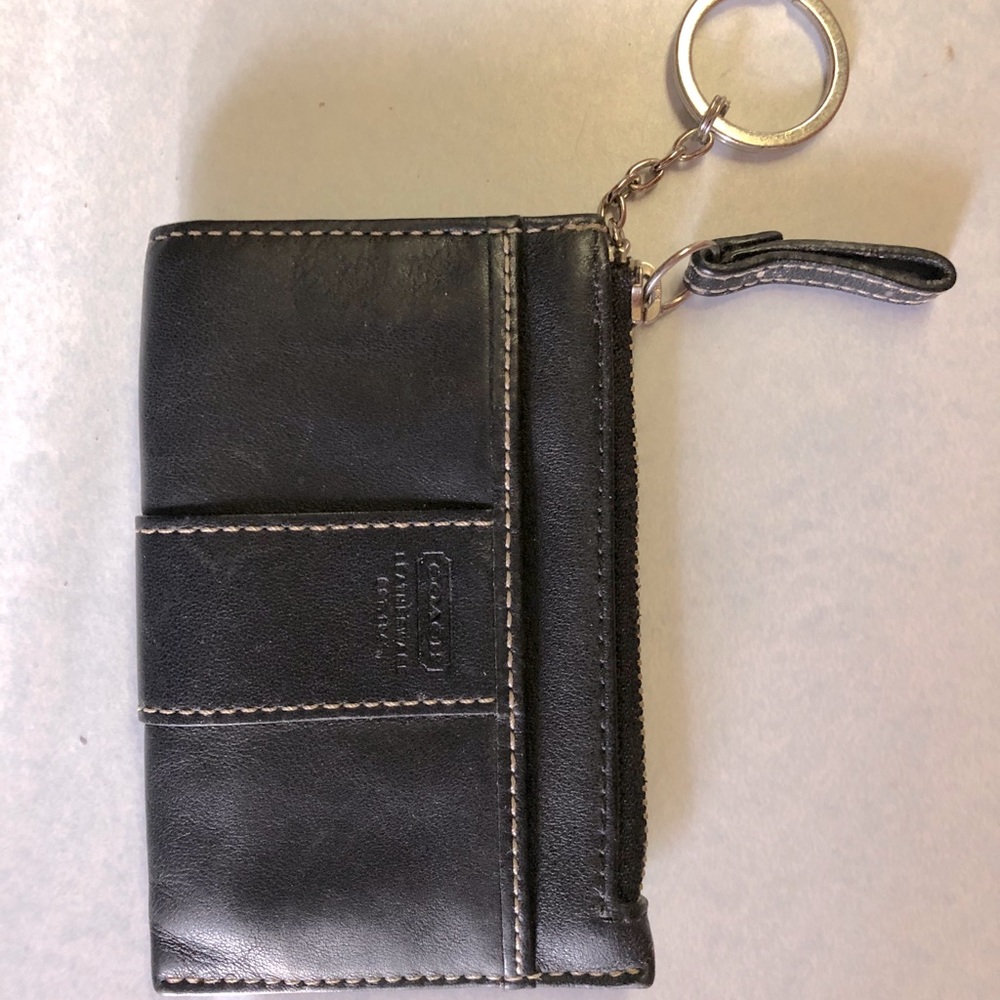 Leather black Coach card holder and keychain